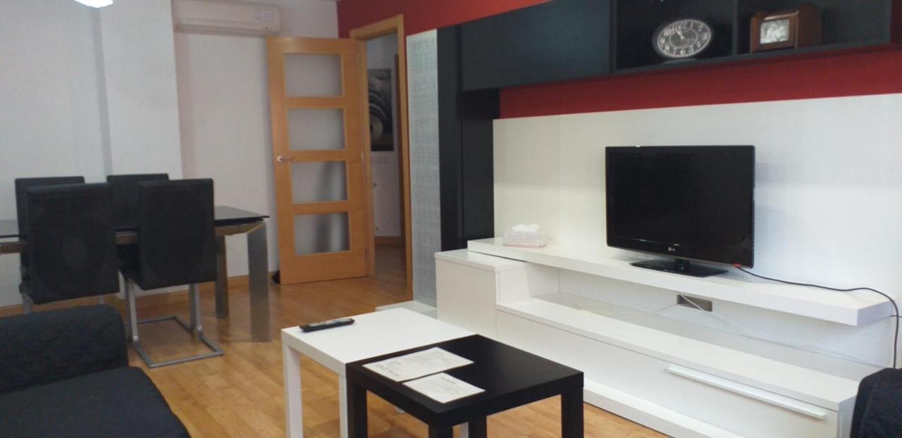 Ferienwohnung Apartamento Los Lirios Logroño Exterior foto