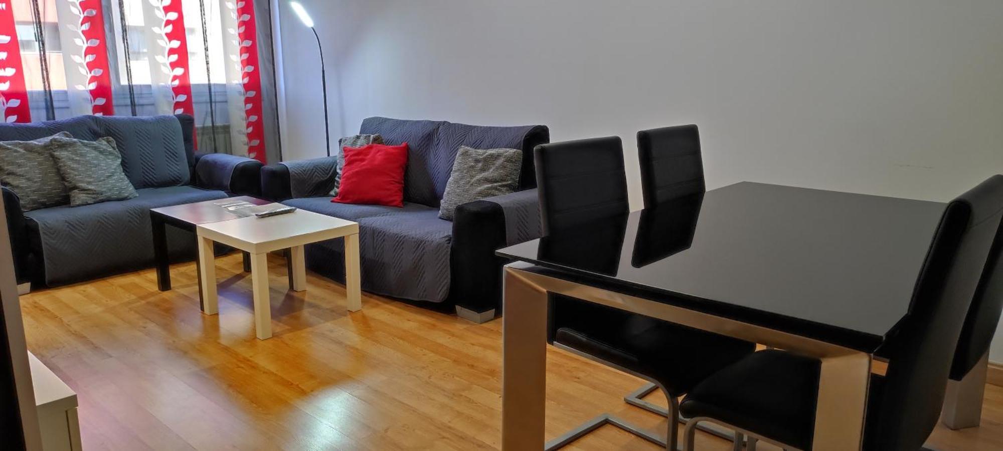 Ferienwohnung Apartamento Los Lirios Logroño Exterior foto