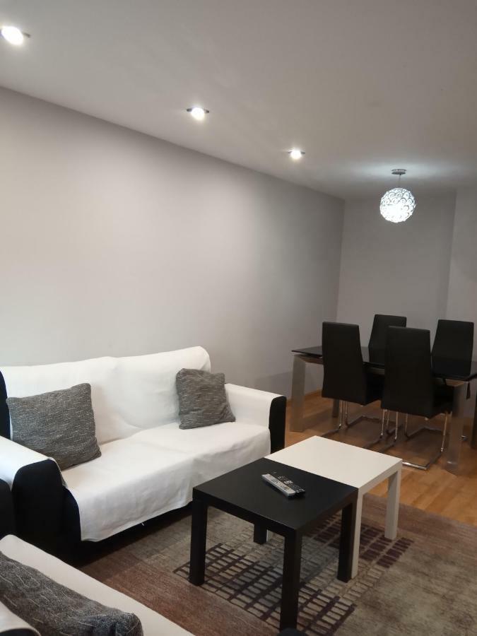 Ferienwohnung Apartamento Los Lirios Logroño Exterior foto